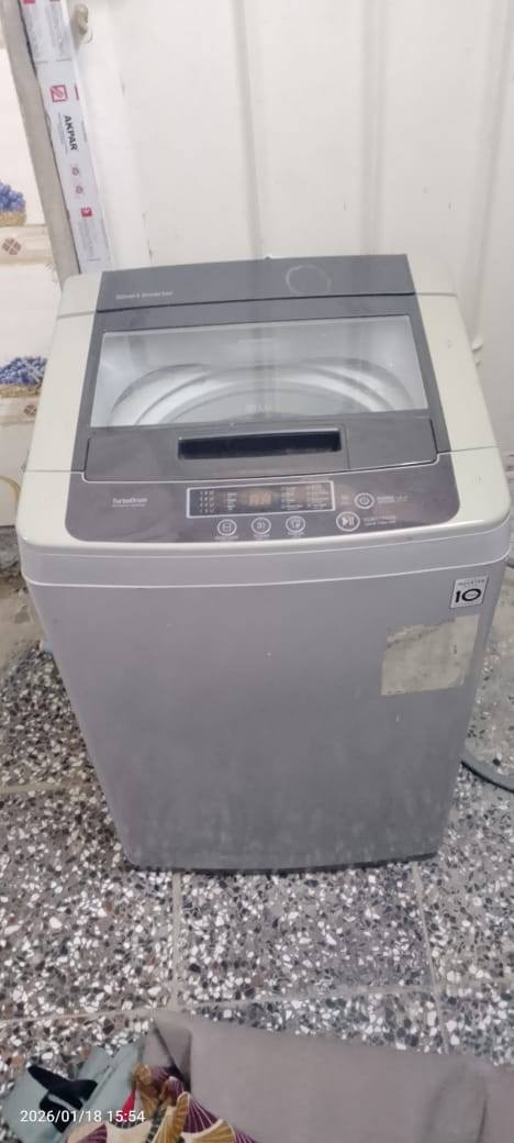 سلام عليكم غساله الجي 9 كيلو نظافه 90 /100 مداخله تصليح ب160 لمكاني بغدادالحسينيه  التصال عل رقم ***********
