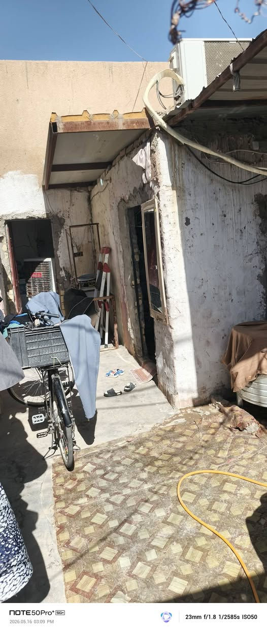 بيت رهن ب١٠ ملاين
بيت ٧٠ متر بي غرفتين ومطبخ وتخاريج وطرمة باالميلاد فاو طريق الجنة عمود ١١٠
***********
