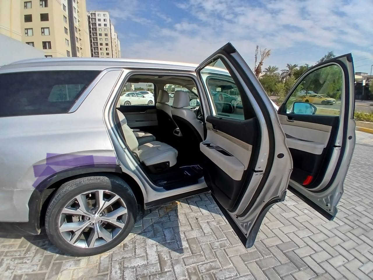 موديل ٢٠٢١ فول مواصفات فتحه جلد حساس امامي وخلفي بردات خلفيه الدشبول موطعم بلصاج باب كهرباء وبعد بيها مواصفات بيها بارد بالجامبغ والباب الخلفي بدون حديث مياءالمطار  سعر(٢٦٠$) مكان السيارة بغداد للإستفسار اتصل ***********😃***********
