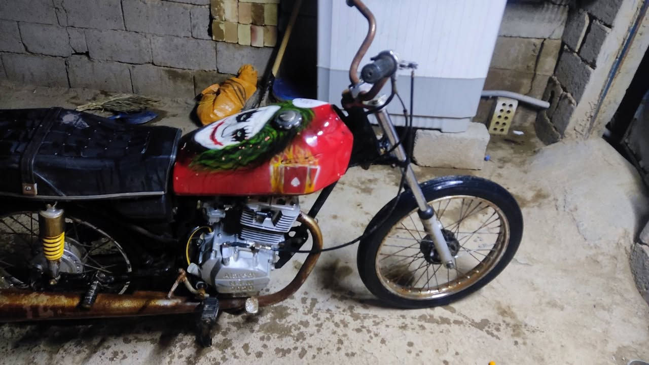 دراجه للبيع كلك ب250وبيها مجال
مكاني بل تجاوز على شارع


**إذا كنت صاحب هذا الإعلان وتريد حذفه لأي سبب، رجاءا أرسل رسالة إلى الدعم الفني**