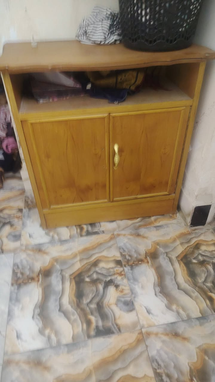 اخوان هاي الغرفه للبيع الله يشهد كلش نضيفه مشتريهه اب مليون بس تعرفون اليشتري مومثل اليبيع رايدهه 450غفل غرفه جديده موديل حلو


**إذا كنت صاحب هذا الإعلان وتريد حذفه لأي سبب، رجاءا أرسل رسالة إلى الدعم الفني**