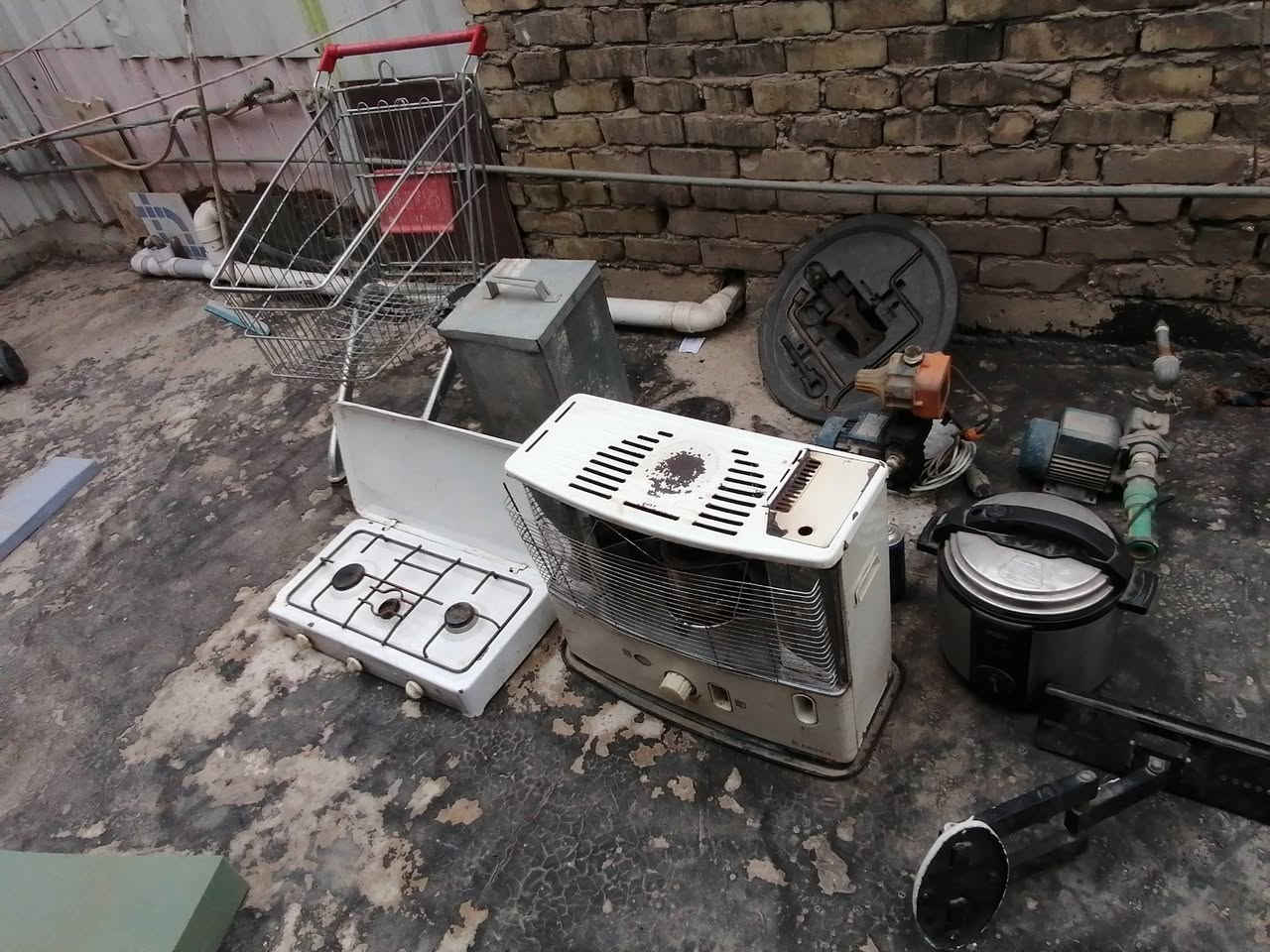 سلام عليكم ماطور بوستر 40الف ماطور عادي 30الف جك 25الف جك ابو فلينه 15الف كدر ضغط 20الف صوبه نفطيه سعر 20 الف طباخ ب 10  عربانه سله  كرسي مكتب 25الف كومدي عامودي ب 50الف مكاني بغداد حي تراث ***********
