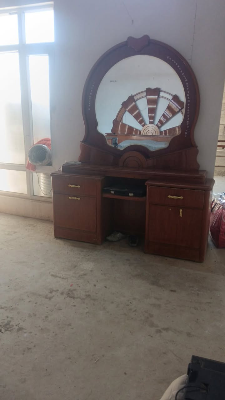 غرفه نوم خشب ثقيل سعر 375
بي مجال بسيط مكان موصل حي الشيماء تواصل خاص رجاءا متابعة للحساب


**إذا كنت صاحب هذا الإعلان وتريد حذفه لأي سبب، رجاءا أرسل رسالة إلى الدعم الفني**