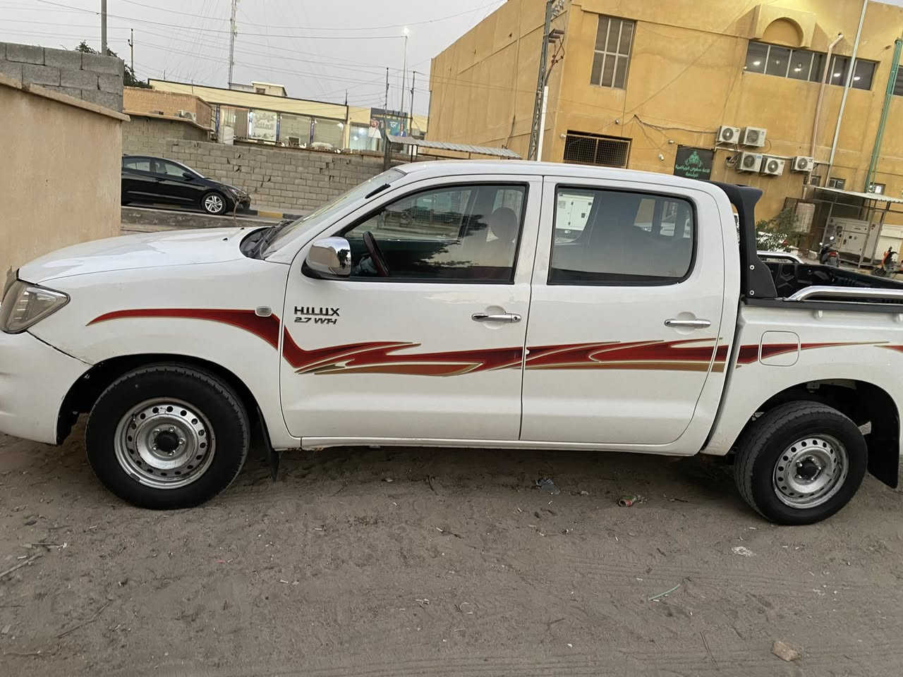 2011 سعودي سياره جاهزة من كلشي تبريد تدفئه 
رقم كربلاء تحويل ثاني يوم سنويه لل 2030شاصي كير كفاله مكينه بدايه تنقيص سعر 145 وبيها مجال بسيط *********** مكان البصرة
