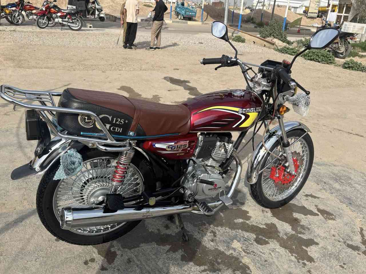 سلام عليك دراجه تيكر لبيع موديل 25 وراق كامله دراجه كفاله طالع من معرض ابو حمره  مكاني ديالى قرب مطعم سامان السياحي اي ستفسار اتصل ودلل سعره690  بيهي مجال ***********
