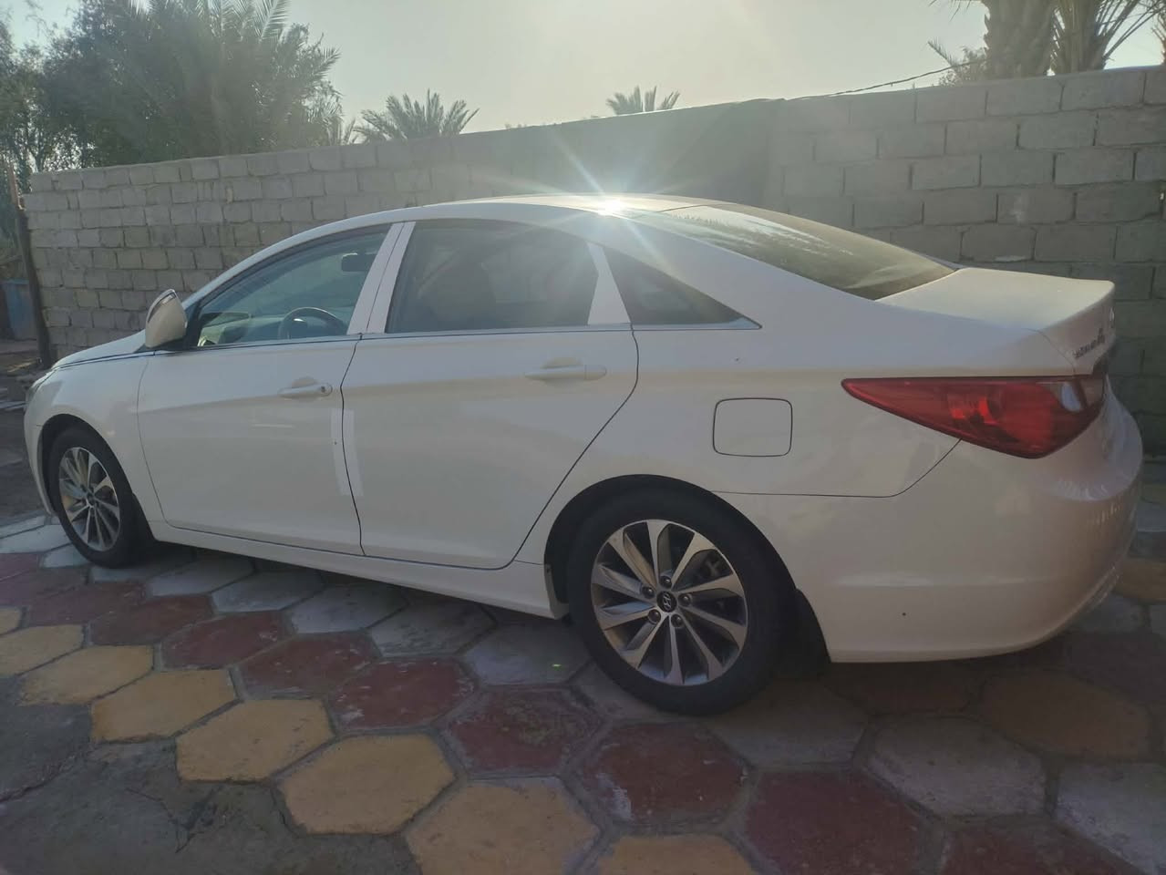 السلام عليكم للبيع
ســــوناتا 2014 خلــــــيجي 

مكفولة كفالة عامة من كلشي  عدا تكحيله بخشم الجاملغ الامامي
السياره جديده جدا
مكينه 2400
مواصفات  الشـــركه العامه مري شفط ، كير ومكينة وحدادية خير من الله ماشية 127 الف 

مكاني بابل القاسم 
الاستفسار 
***********
***********
