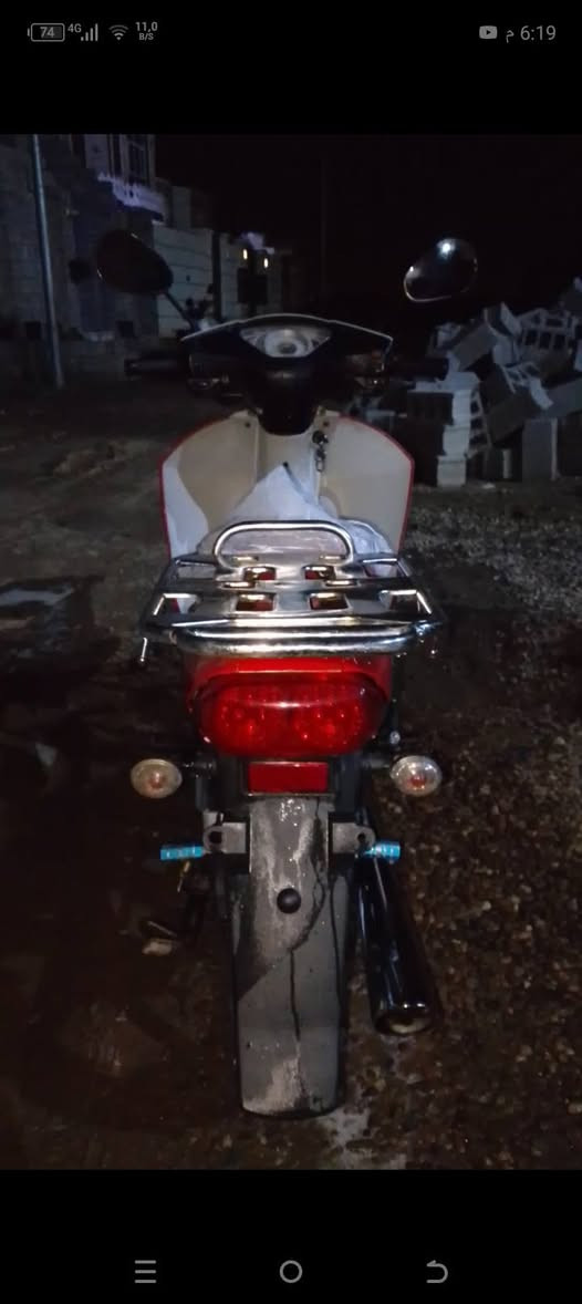 عندي ماطور سرفيز للبيع 
كله شغال سلف كهربائيات كلها شغاله السعر 700 وبي مجال للطيبين ‏‪***********‬‏
