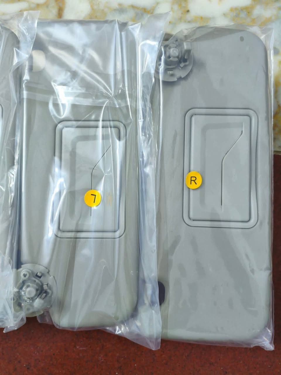 السلام عليكم
اللهم صل على محمد وال محمد 
وصلت وجبة جديدة بعد نفاذ الكميات والحمد لله 
وبنفس الكوالتي السابق والسعر ايضا 
شمسيات كروز بلادي بيجي رصاصي زوج 40 فقط
حساس تاير كروز ماليبو اكوينكس تيران ترافرس تخم 40 الف 
ماسحات جام كروز شكل الجديد بلاديات التخم 10 االف 

كما توفرت ايضا 
قايش داينمو كروز شكل الجديد رقم 1680 اصلي 30 الف  ضمان سنة كاملة 
بطانة جاملغ كاربت الاصلي زوج 40 الف 
فرشة دشبول بلادي حرير القطعة ب12 الف 
زراكات جام زوج 10 الف 
دبة ماء راديتر 30 الف 
قبق دبة ماء زراكات 5 الف 
نوزلات تفصيخ بلادي 
ماطور ماء زراكات 15 الف 
فيشة الغاء اوتو ستوب عرض خاص ب12 الف فقط 
قبق دبة ماء راديتر 15 الف تفصيخ بلادي 
دسكات اصلي ضمان امامي وخلفي
فلتر شوتة وتبريد 
حدادية شمعات دبلات قواعد دبل طبلات بوش طبلة 

متوفر توصيل لجميع المحافظات 5000 فقط 
واتساب ***********
