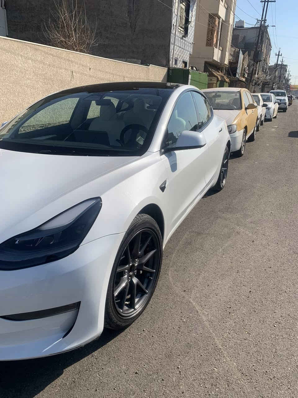 السلام عليكم
تيسلا مودل 3 2022 تك ماطور

اون لاين

داخل ابيض

صبغ قطعتين

اون لاين

موصفات التسلا معرفة

مكانها بغداد البلديات

***********
