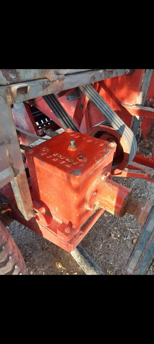 السلام عليكم كاروظه للبيع حجم٩ تركي مديومه وجاهزه للعمل شرط عل  سلولي تشتغل حيل خفيفه عل كاروبه مع عربانه حيل نظيفه للاتصال ***********
