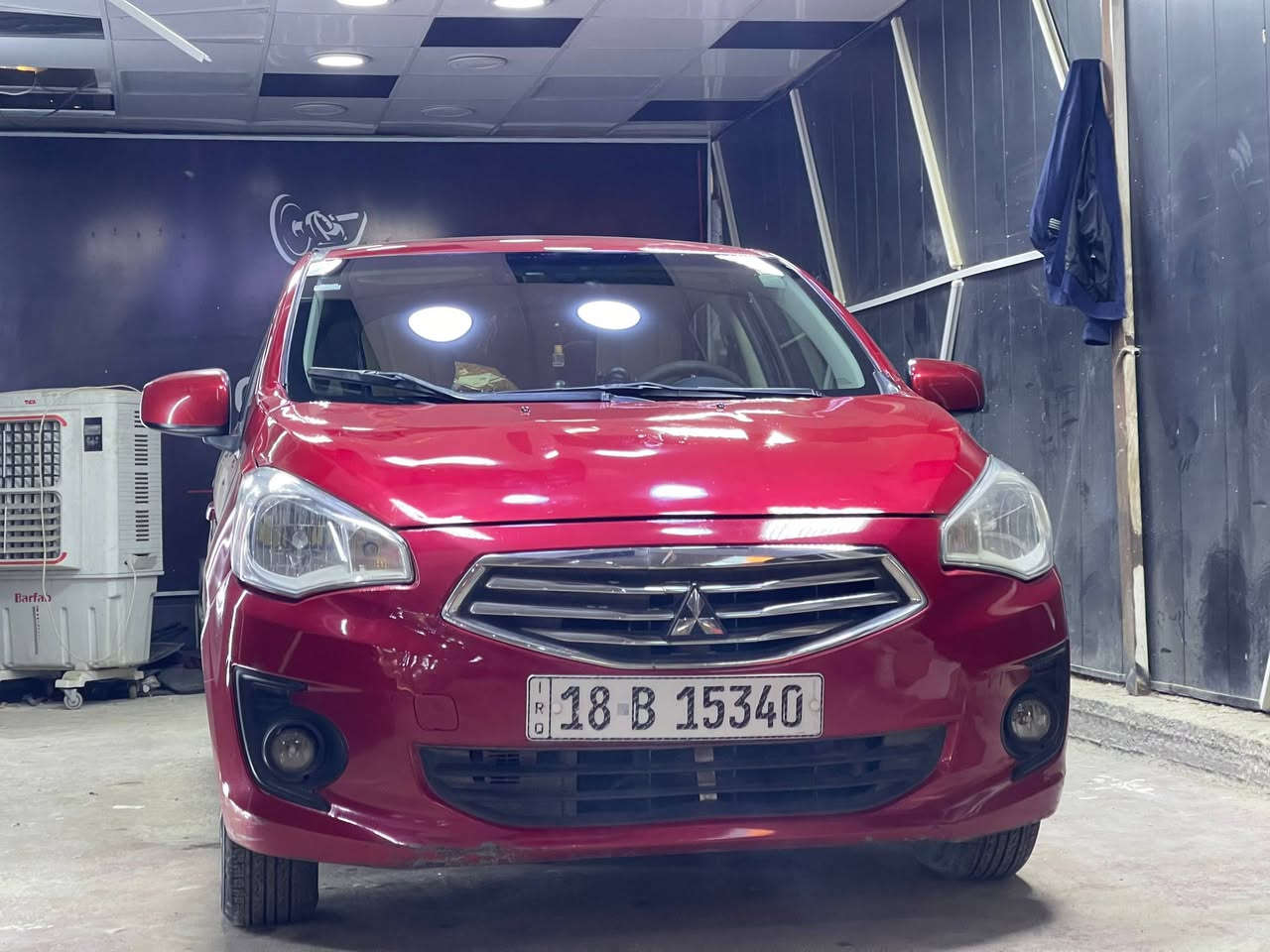 مسيوبوشي ميراج G4  ٢٠١٩ 
رقم بابل جديد وهزه وسنوية بأسمي

المواصفات /
محرك ١٢٠٠ - ٣ سلندر اقتصادية جدًا 

Ecoنظام
 
نظام الاحتراق vvt 

شاشة اصلية مسيوبوشي بلوتوث

كامرة خلفية 

٤ مري تحكم كهربائي السايق اوتو

تحكم ستيرن 

تحكم مرايات

تثبيت سرعة كروز

مانع انزلاق Abs

تبريد ثلج - تدفئة

منظومة زينون 200w 

دوشمة كشنات كنتارا
——————————————-
الحادث/

دعامية وبنيد بدون دواخل بدون ايرباك 

السيارة نظيفة واحلى بالواقع .
———————————————-
السعر 93  وبي مجال للشراي

مكان السيارة بالحلة مركز
 وهذا رقمي
***********
