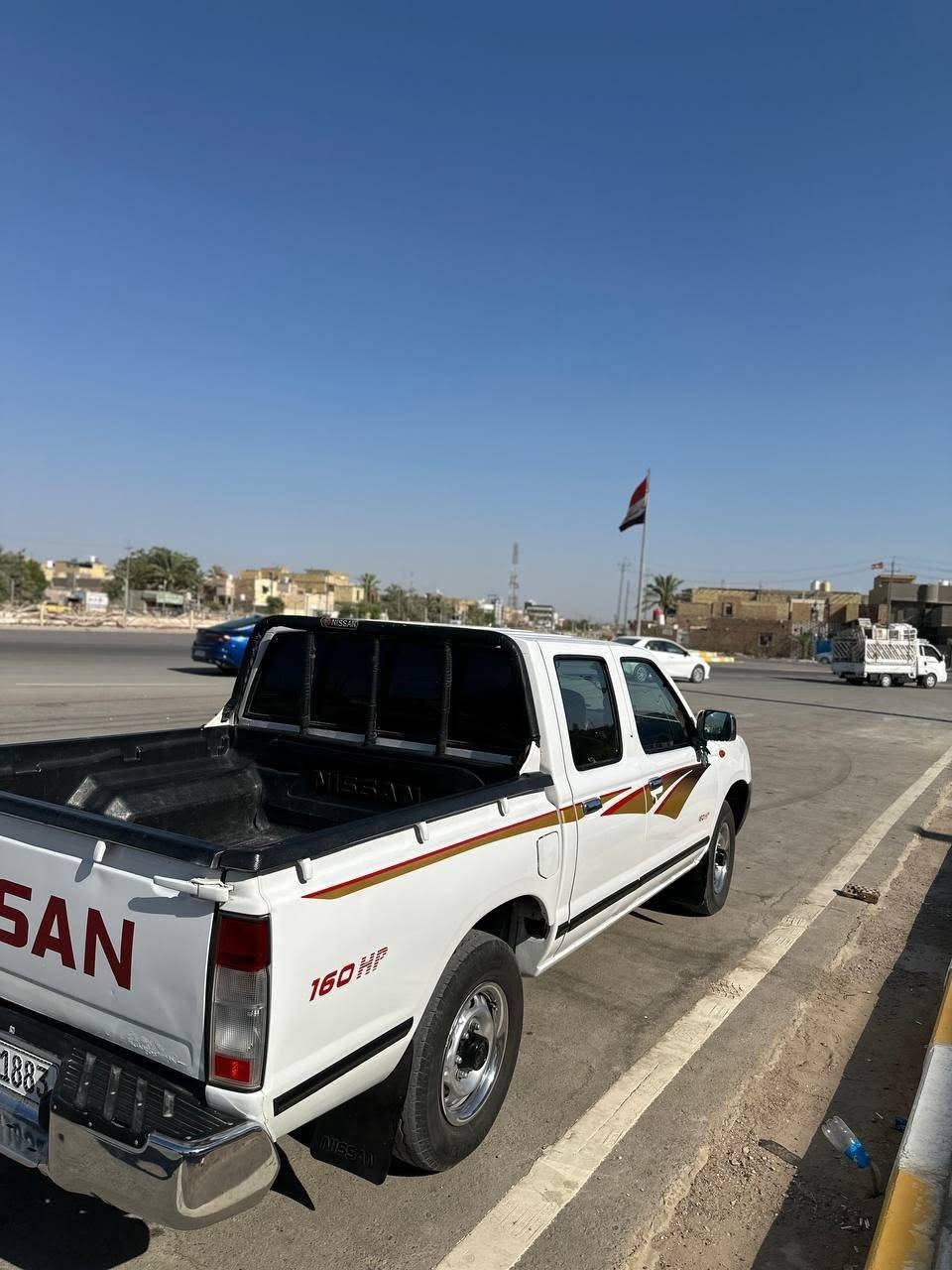 نيسان  للبيع موديل 2014
كفاله عامه تحويل مباشر 
رقم ميسان انگليزي 
عدا بارده في باب السائق 
المكان الناصريه 
السعر ١٢٥ 
***********
