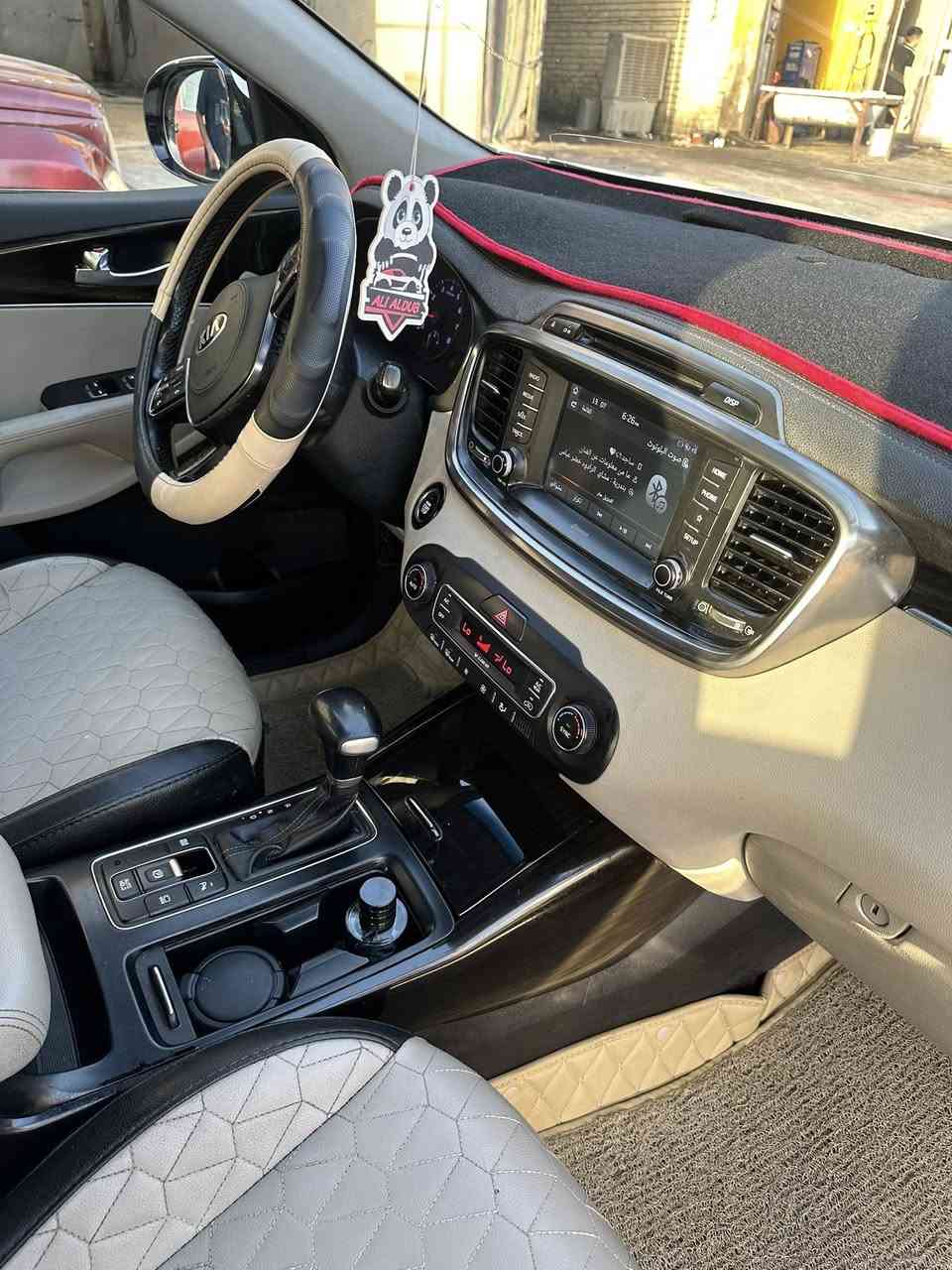 سلام عليكم سورنتو  موديل ٢٠٢٠ خليجي بيع على الحادث الاتصال ***********
