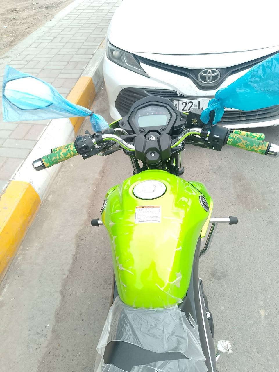 هاوجي لبيع مكمرك بسم محمد مزهر ماشي بس خمسمسه كيلو فقط شباب موطور بعده جديد شباب اني  مكلف بل نشر هاذه رقم لهاتف *********** سعر 16 ورقه
