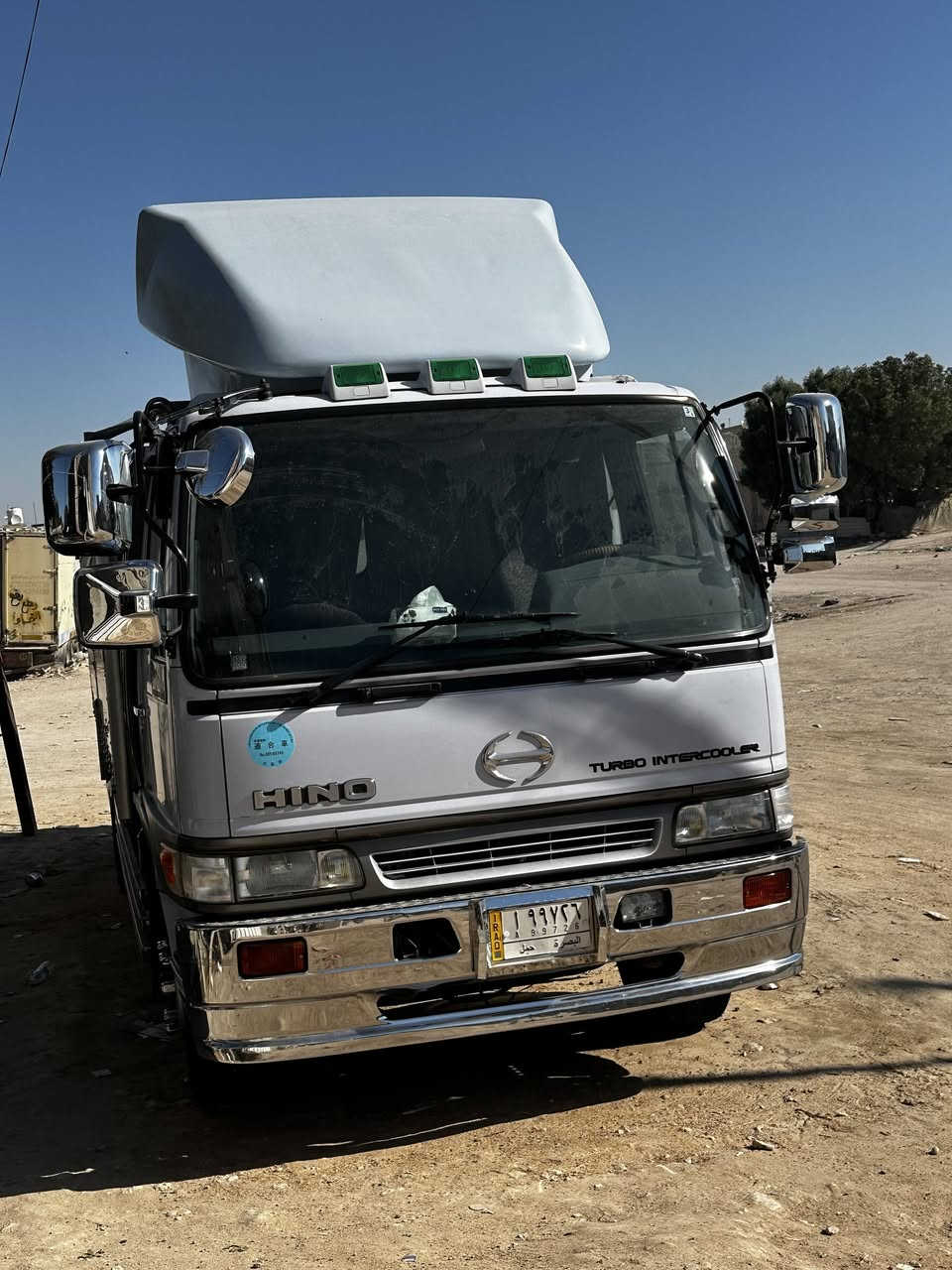 السلام عليكم ورحمة الله وبركاته 
انكر للبيع كفاله عامه 
مكينه 80سوبر بم ونوزل 
دبل خناره 
8برغي 
شاصي اصل مبطن 
6وربع 
تبريد شغال ثلج 
كير جبير ابو زعانف 
خزانات كاز 2 ابو ال200 
سبيرات 2 
بدي مغلف اربع قطع 
كاسحه عاليه 
موديل 97 مسجله 2000 بيها كتاب تثبيت موديل يعني مداور ثاني يوم 
السعر 365 مكان السياره نجف 
***********
+9647770060400
