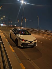 كامري تكسي دبي 23  أصل 20 السعر 126 المكان بغداد  موبايل 07509880994  ...