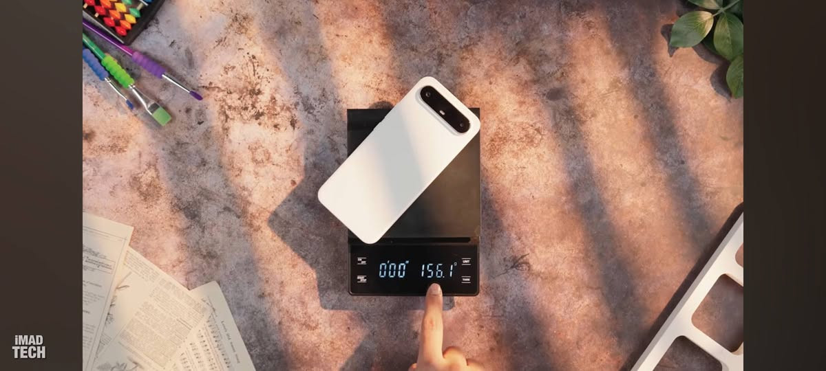 السلام عليكم تكنو بوفا سليم (Tecno Pova Slim 5G) من أنحف هواتف الـ 5G عالمياً، بسماكة تقارب 5.95-6 ملم ووزن خفيف 156 غراماً. يأتي بشاشة AMOLED منحنية 6.78 بوصة بتردد 144Hz، ومعالج MediaTek Dimensity 6400 القوي، بذاكرة 256GB مع 8GB RAM (قابلة للتوسعة افتراضياً)، وبطارية 5160mAh تدعم شحن 45W.  +الخاص مفتوح ***********
