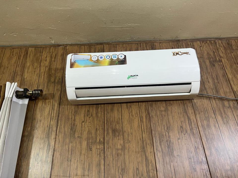 سبالت للبيع شلع مراسله خاص او ع واتس ***********
