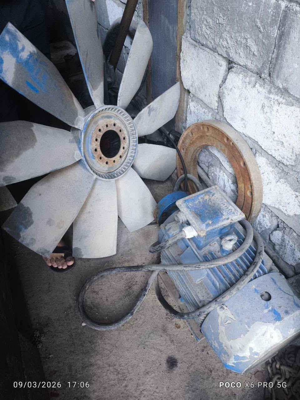 السلام عليكم
موطور 3 فيز 20 حصان 1500 دوره
مع مروحه مع كوبل 
مكان الانبار الخالديه السعر 650 الف 

***********
