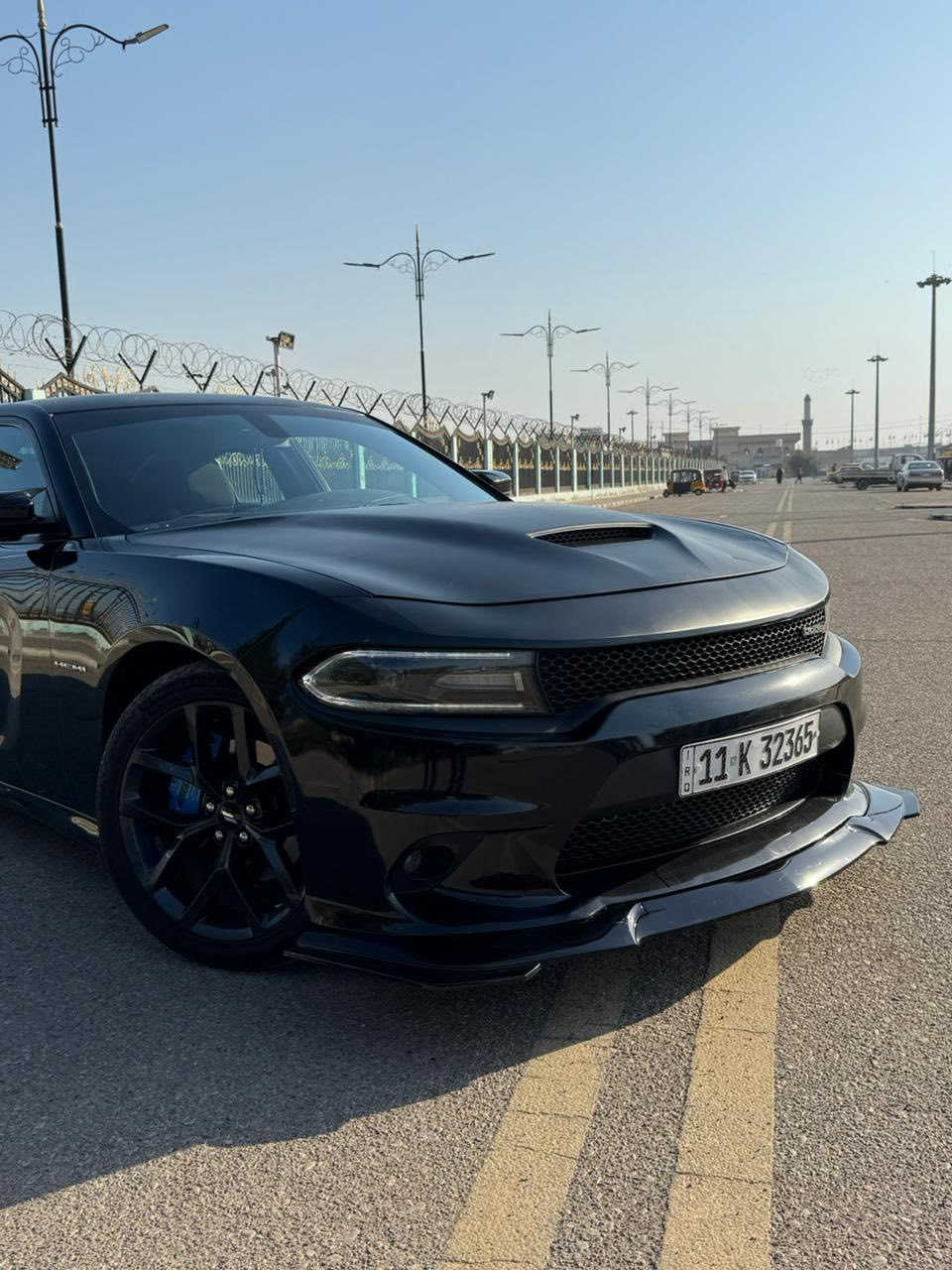 السلام عليكم
. جارجر 2021 RT
سوبر تراك باك
. لون اسود 
. رقم بغداد تحويل 
. هزه جديده
. سنوية جديده
. دعامه خلفيه اماميه ودوسات SRT
بصمه + تشغيل عن بعد
شاشه كبيره
ويل 20
ماشيه 50
كامرا خلفيه
كشن حضن
كشاف امامي بلاد
كشنات كهرباء
مكينه كير حداديه كفاله
السياره مصروف عليه هواي 
السياره برمجه ضرغام 
دبات سود 
شوته موبار 
برمجه رون
فصلات
برمجه سيفتي ومراوح 
ولف حماوه ريسنك
بلكات ريسنك 
السياره كلش جديده وقويه 
السياره بانزين كله محسن 
دهن كله اصلي ادير يورل 
ادامه منضومه احتراق 
تخم تاير جديد تو سايز 
السعر 215 وبيه مجال 
السياره بالحقيقه كلش حلوه وجديده 

‭0773 007 7724‬
