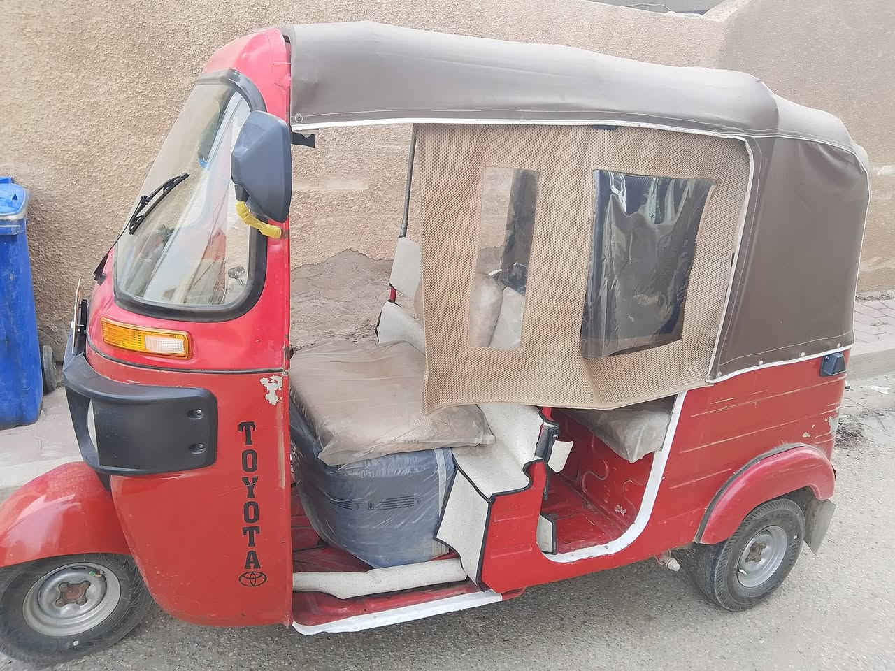 سلام عليكم تكتك بجاج مديل 2018 رقم سنويه تحويل ثاني يوم مكينه  خير من الله  كهربائيات جديده جاهزه من كل شي عنوان بغداد مدائن سعر 5,0000 وبيه مجال  ***********
