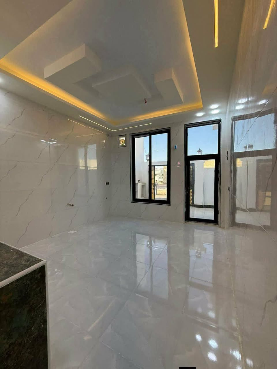✅ 
مساحه150 متر #طابو_زراعي  سند ٢٥

🤑 سعر والوحده 82لبيت 🤑وبيه مجال  🤑

تفاصيل لبيت (( موجود🎥📷 فيديو كامل للبيت
غرفه نو2// مطبخ// صاله// استقبال// صحيات خارج وداخل 

عنوان البيت  نجف مقابل قرية لغدير 

بناء ممتاز// اساس وسقف صب 
طابوق 🧱 جمهوري

كل البيت #سقوف_ثانويه

كل الخدمات موجوده 
مدارس 🏫 سوق #تبليط 

مقابل  قرية الغدير  ***********
