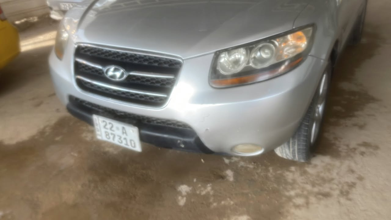 السلام عليكم عندي سنتافي موديل ٢٠٠٧ سيارة محركة وكير صدره كله نضيف سيارة مصبوغه حزام بدون ضرها رقمي ***********
