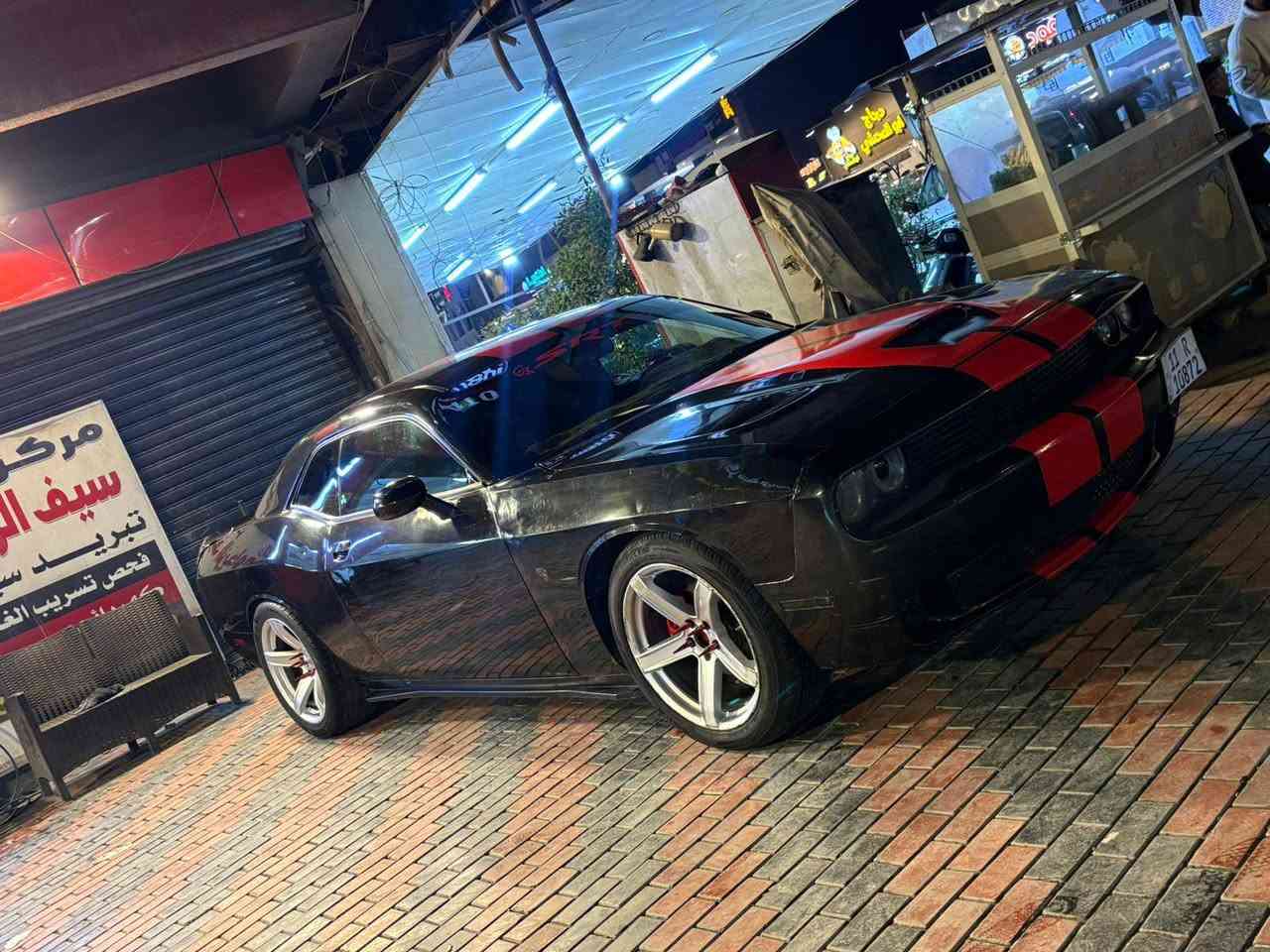 السلام عليكم سياره جالنجر للبيع او للمراوس حسب القناعه السياره كير مكينه صدر امامي خلفي خير من الله للمعلومات اتصل ***********
