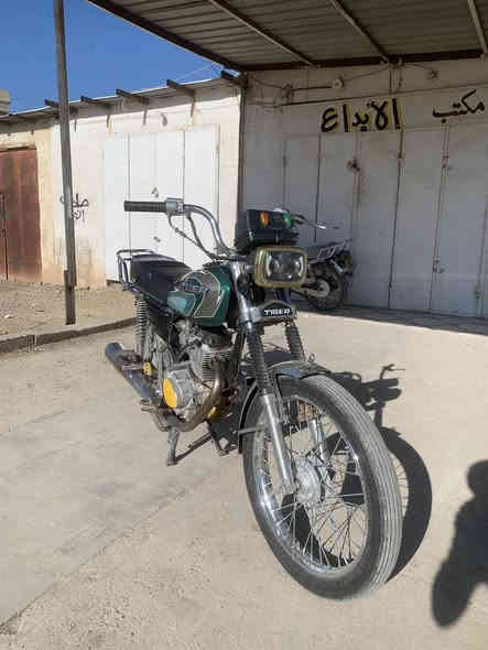 دراجة للبيع تايكر موديل 19 نظيفة اوراق موجودة يرادلها ترتيبات بسيطة مكينه خير من الله سعر 325 وبيها مجال للشراي هـ *********** 
مكاني شهربان جسر عوني لحد ينطي سعر من يمة
