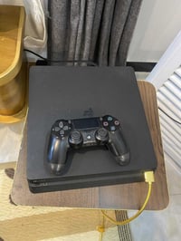 بلي4سلم  اونلاين ذاكرة تيرا1  كامل ملحقات اصلية موضح بصورة اخو الجديد ...