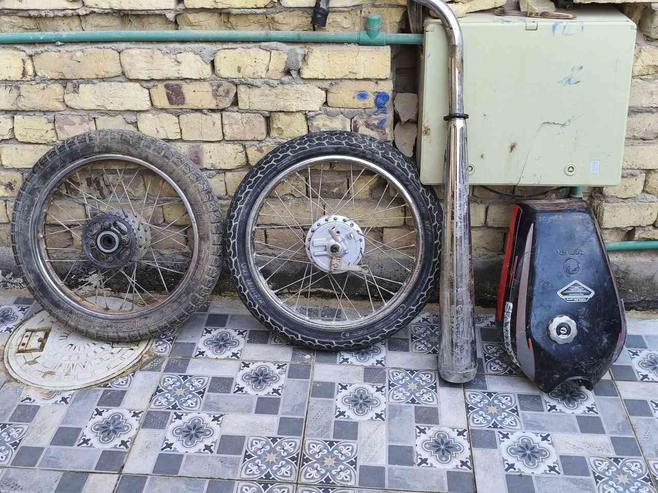 لللبيع قيم بليرضة الله مكينه 5كير نضيفه شغاله +ماشه+دبلات خلفي +امامي +سكان+صالنصه+ويل خلفي امامي +شوته +تانكي+شاصي كلك كلك +كفاله عن السرقه مديل 21تايكر للستفسار رقمي *********** او متواجد خاص اوبلخدمه
