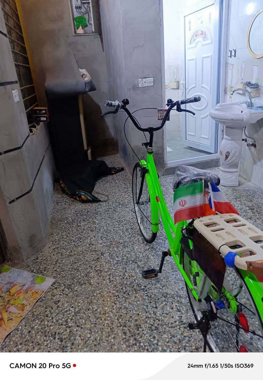 سلام عليكم بايسكل بناتي للبيع حجم 26 مديل 2021 رايده 110 وبي مجال قليل بكاني بغداد حي الكوفه رقمي ‏‪***********‬‏
