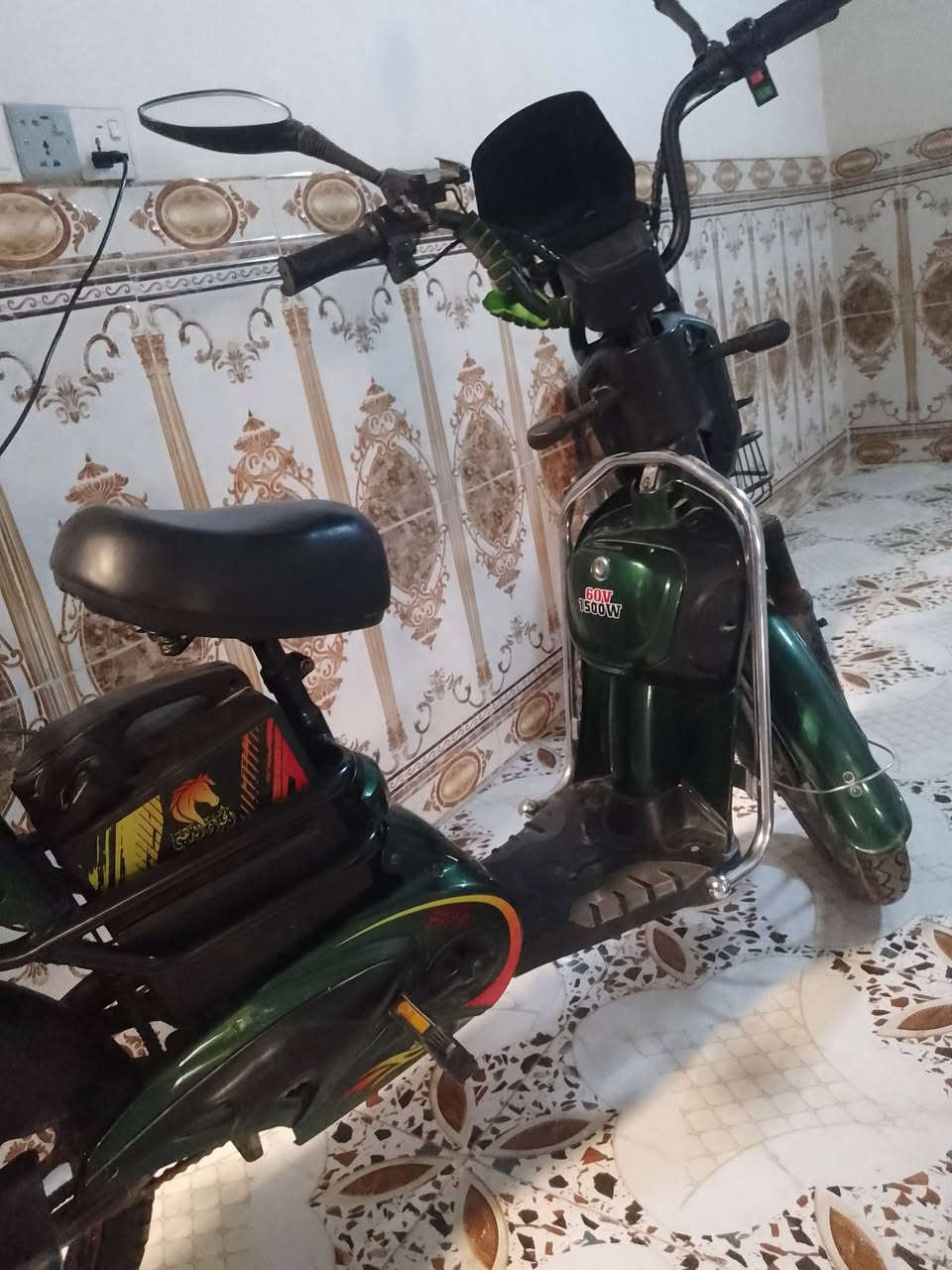 بايسكل شحن للبيع حجم 20 نضيف حييل اي عيب مابي شغال فوول السعر 250وبي مجال اتصل***********
