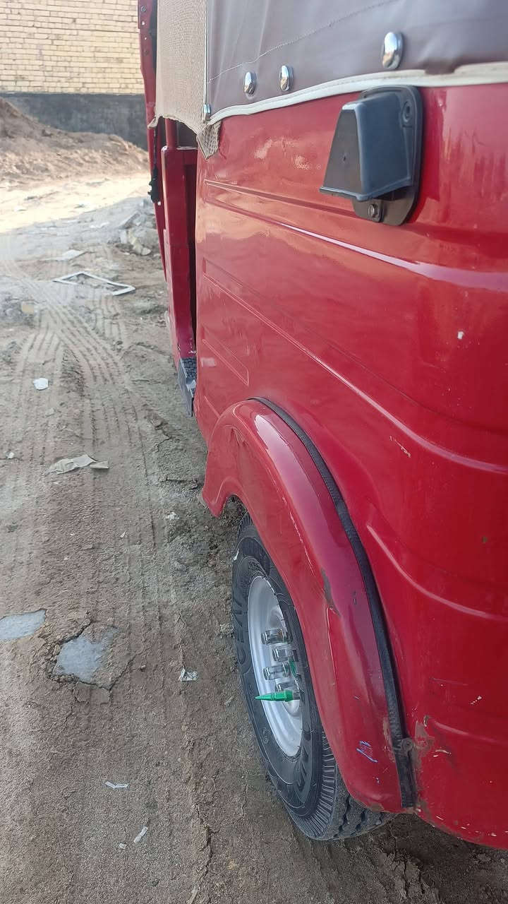 السلام عليكم تكتك للبيع موديل 18 طابه  19 اوراق اصولي ماكينه 19 خير من الله تنقيص ولاتبخير مكان الناصريه مركز كهربائيه شغاله بيها خياسات الاماميه تواير جدد الاستفسار علىه هذا الرقم *********** سعر خاص
