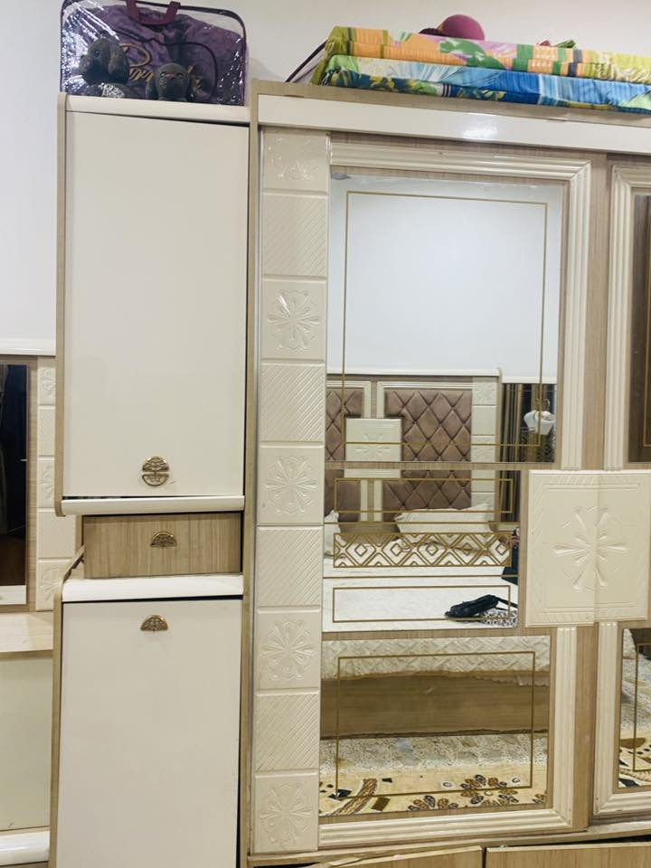 غرفه خشب تركي نظيفه ب400 اتصل ***********
