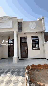 السلام عليكم دار سكن للبيع طابو زراعي ب اسم عراقي مساحه البيت 240 🌐موقع البيت بصره  قضاء ابو الخصيب خلف مركز حمدان.
تفاصيل البيت: ديوان +غرف منام 2 +مطبخ+ صاله + صحيات داخليه+ صحيات خارجيه+(سعر البيت 100مليون وقابل للتفاوض) الاستفسار الاتصال على الرقم ***********..
