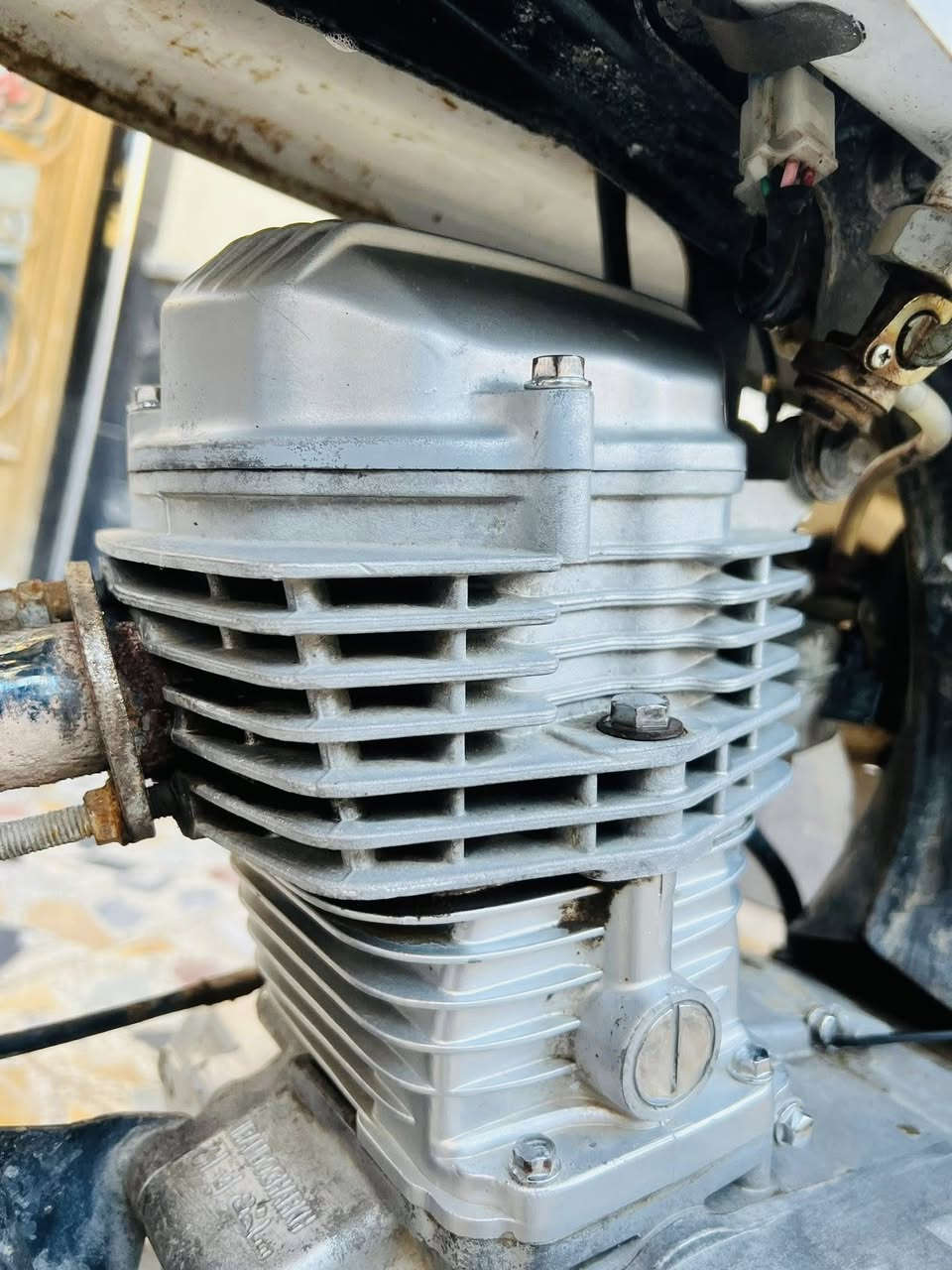 السلام عليكم درجه اربع كير (كلك)حلو نضيف مال عمل مكان نجف سعره 230بيه ***********
