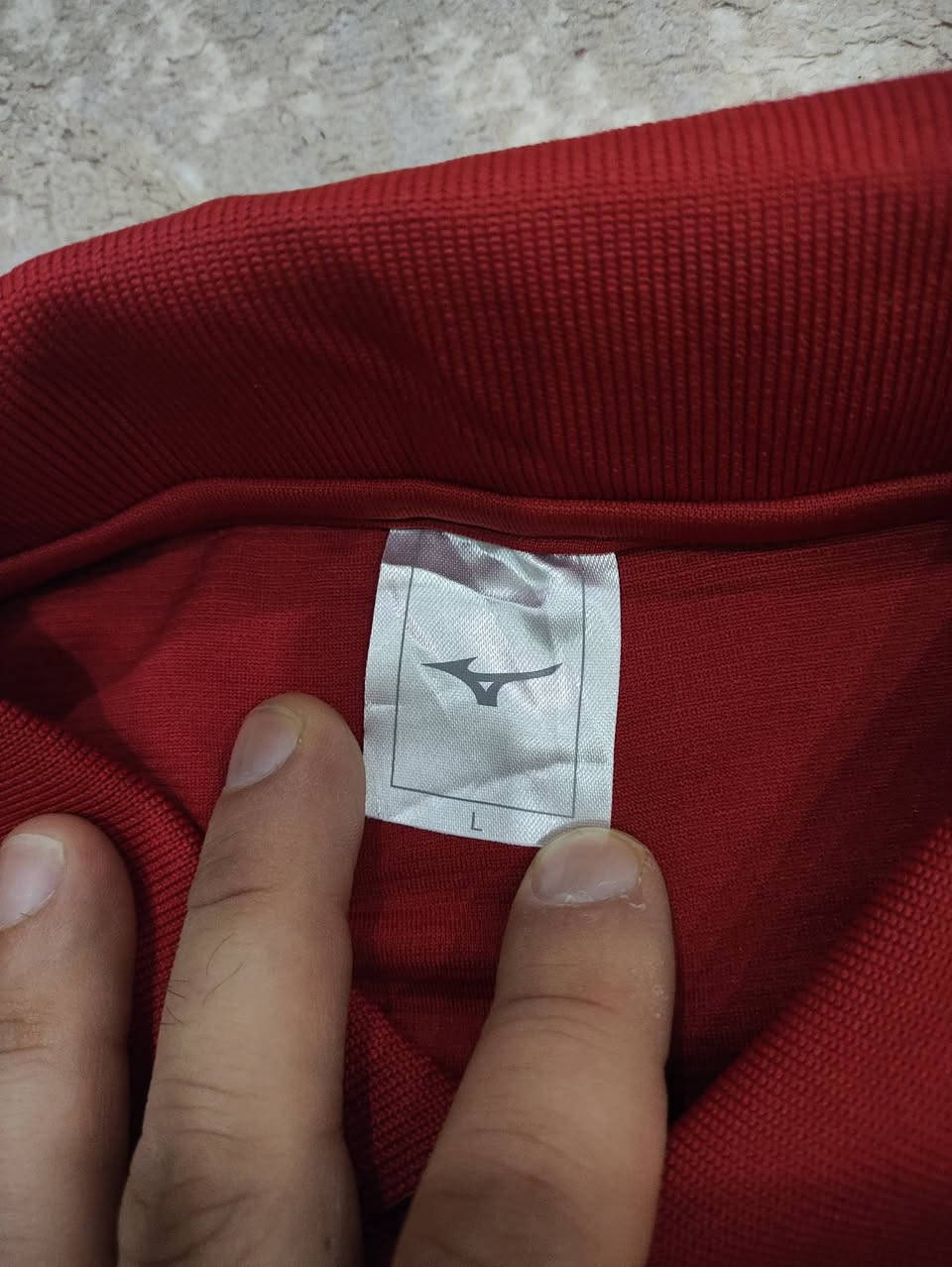 Mizuno ✔️✔️
باله اوريجنال 💯💯 
النظافة 💯💯 
L القياس 
57cm عرض الصدر 
70cm الطول 
يتوفر توصيل لجميع محافظات العراق 🚙


**إذا كنت صاحب هذا الإعلان وتريد حذفه لأي سبب، رجاءا أرسل رسالة إلى الدعم الفني**