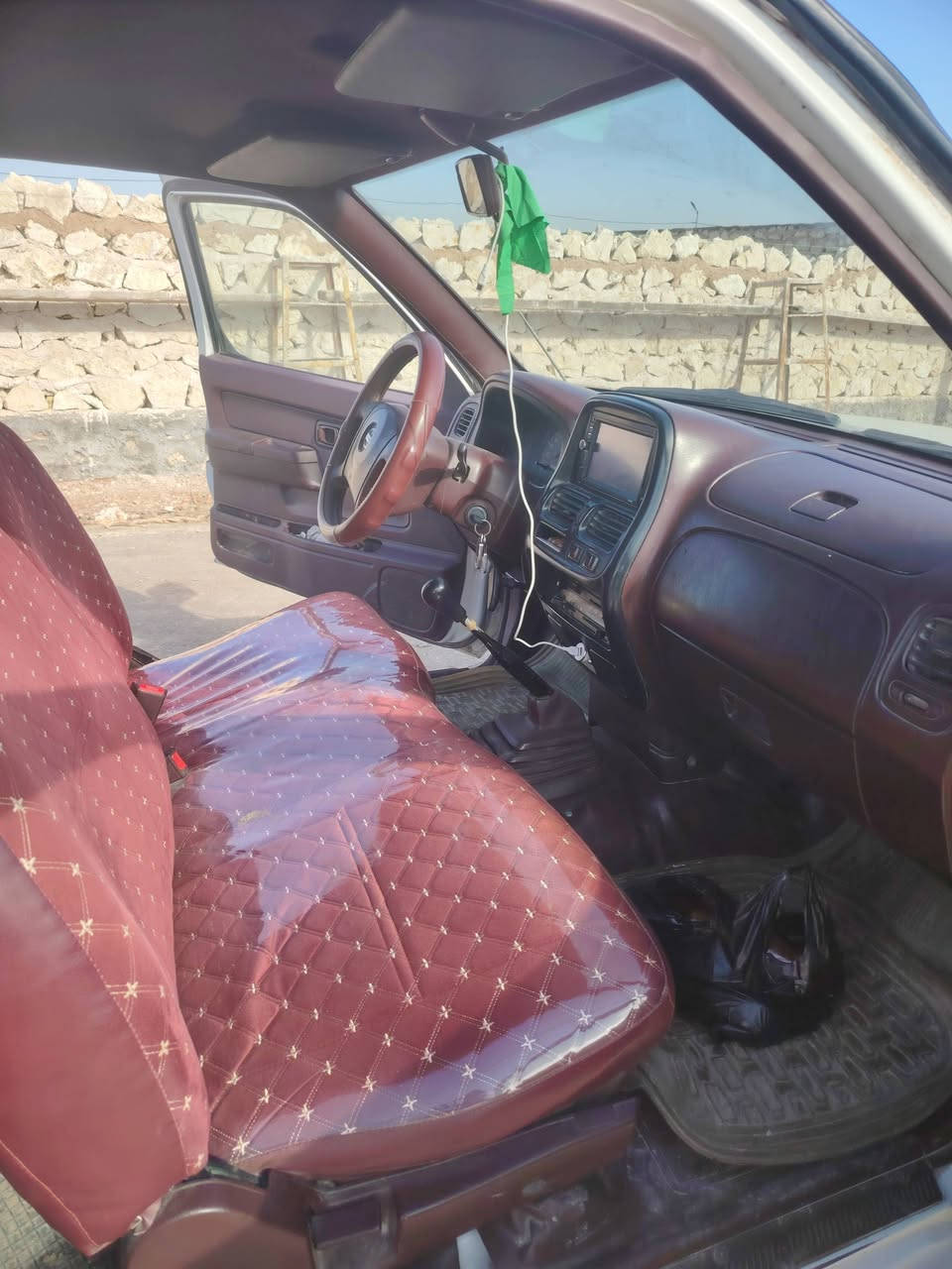 سلام عليكم سياره نيسان مزاد للبيع مديل٢٠٠٨ استفسار على هاذه رقم العنوان النجف ***********
