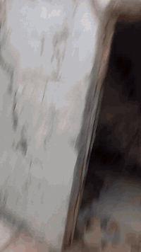 بيت  الايجار الحميديه فرع مقابيل فلس ونص غرف 3وترك حمام تواليت سوه رقم ***********الايجار 150
