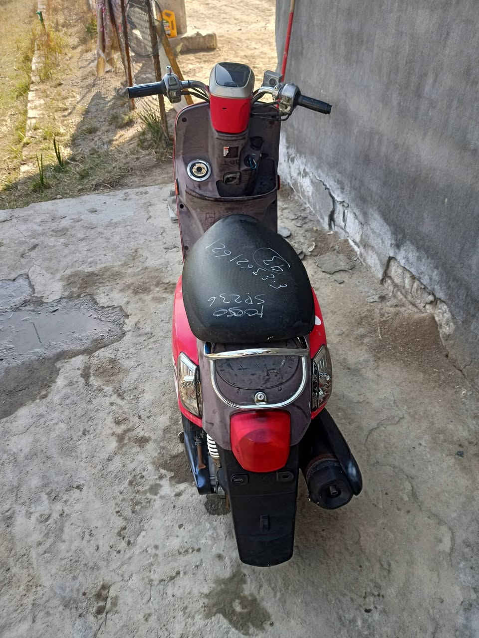 السلام عليكم
للبيع بوليس مصطره موديل2013 الدراجه بلاديه من الطول للطول وكلشي بيها شغال  ختم واحد ويه المكينه نكره سلف بكل وقت مكينه خرسه شلعه معدل خير من الله السعر 875 وبيها مجال قليل مكاني مسيب 

للاستفسار***********
