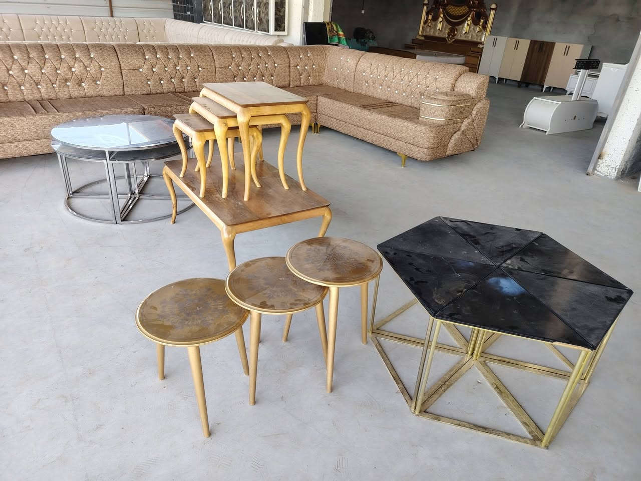 على بركه الله وصلت وجبه مستعمل + وجبه ديوان شارع  الطارميه قرب مدخل
المشاهده مقابل معمل الطحين

***********واتساب

***********
