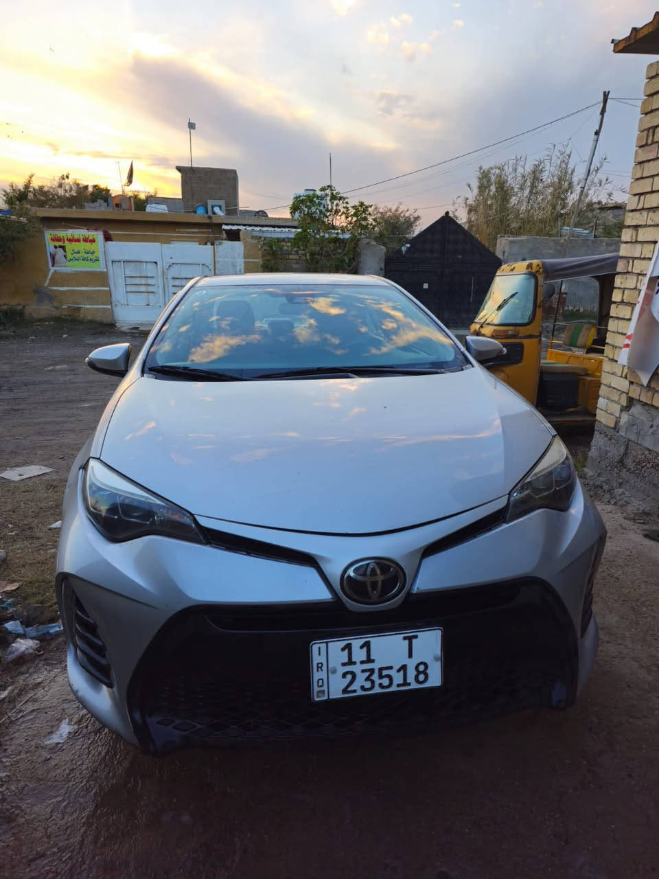 السلام عليكم
كورلا للبيع مواصفات sa
صور الحادث موجودة بالمنشور
موديل 2018
كير محرك مكفولات
ردار نظام سبرت 
ماشية 200 الف 
السعر 142 العوان بغداد
رقم الهاتف  ***********
وبيها مجال للطيبن
