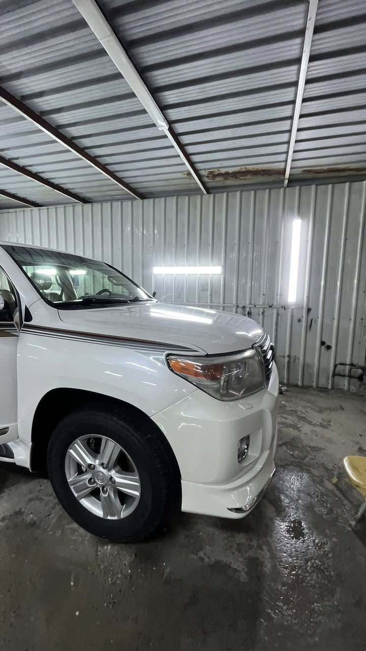 سلام عليكم للبيع او مراوس لاندكروز 2014 كفاله عامه بدون ضربه و صبغ 6 سلندر 4000 GXR سياره جديده وجاهزه بدون نقص مكينه كير صدر تبريد تخم تاير جديد باتري جديد سياره نضيفه ترهم مراوس او بيع مكاني بغداد السيديه السعر 390 ورقه وبيه مجال بسيط 
***********
