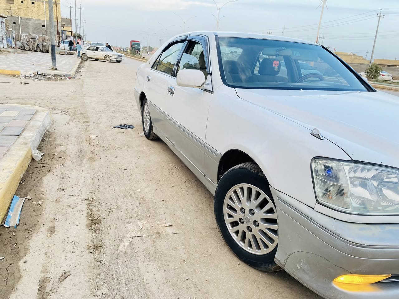 السلام عليكم ملكه للبيع ادوات كصه جنطه كرستال اصل السياره دكمتين ديفور الزغير دشبول النجف تبريد وحداديه وكير ومحرك بل كارتون سياره دخول جديد تخم تاير متومه ارقام وسنويه ع شاصي ماناقصه اي شي سياره

السعر 35 العنوان ذي قار الشطره 
الاستفسار اتصل ع رقم ***********
