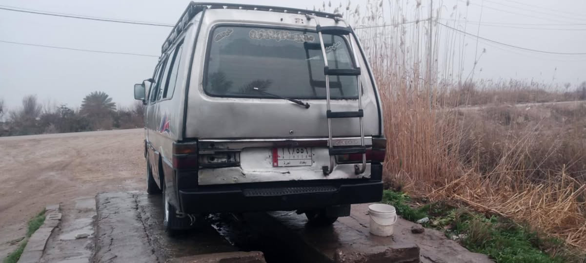 السلام عليكم كية بستة 93 مكفولة كير محرك اكسن شواصي سيارة بلادية تخم تاير سنوية صاقطة ***********
