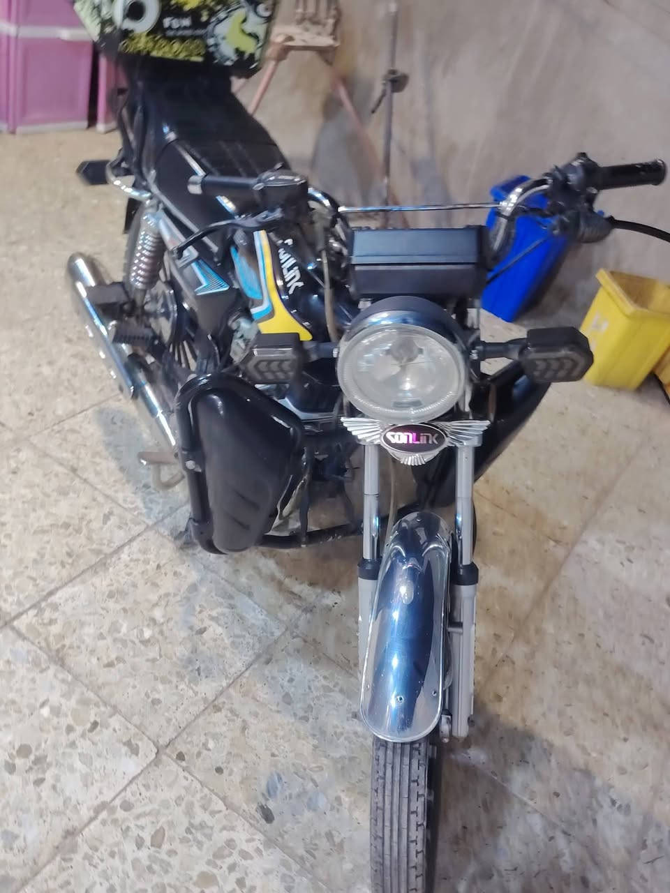 سلام عليكم سونك24 مكينه ما مفتوحه شركه سيزر ضاغطه او زنجيل نقص بس سلف بغداد شعب سعره650بيه مجال بسيط ***********
