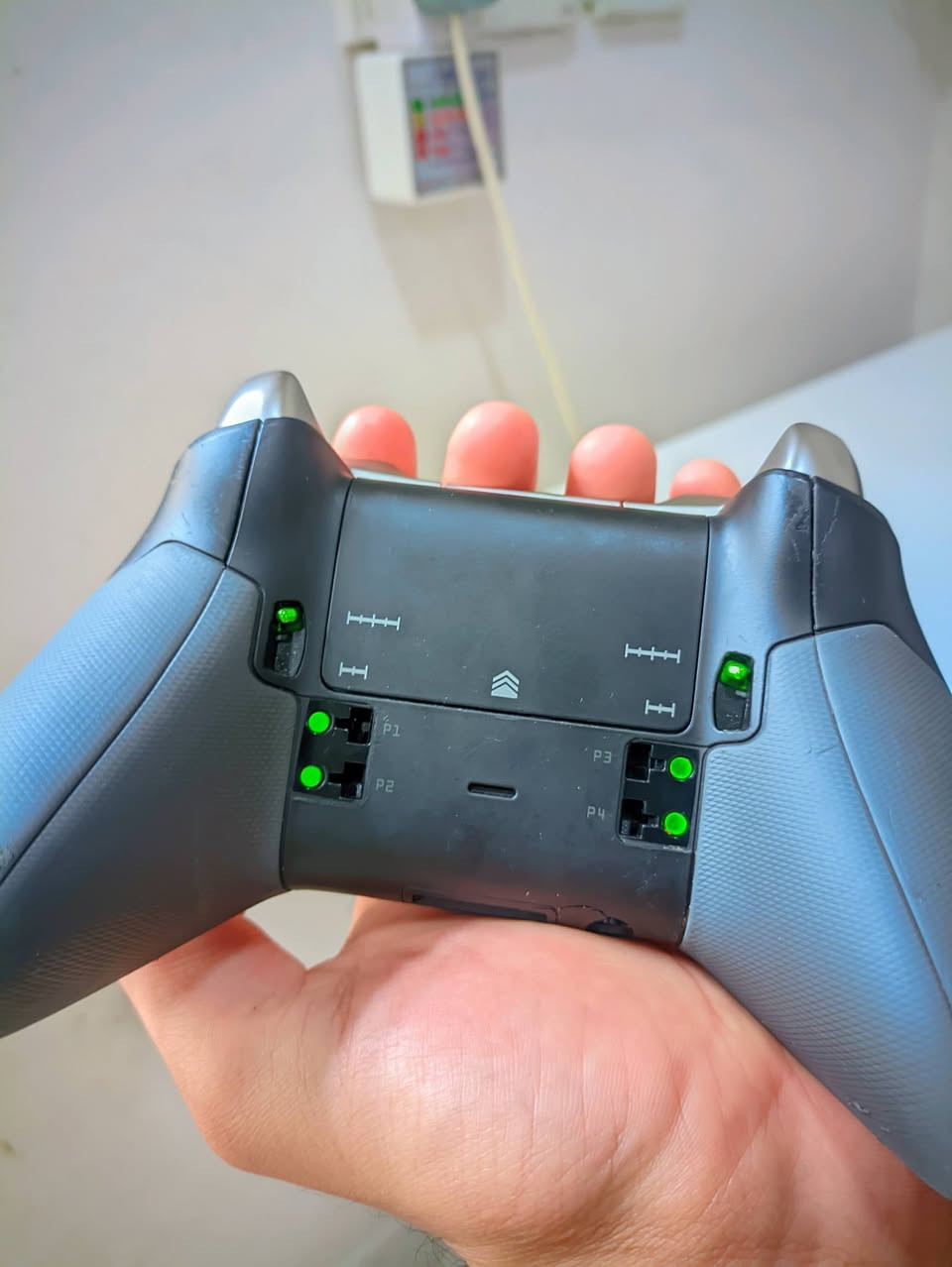 سلام عليكم يده xbox elite1  وياها كل ملحقاتها  السعر 50


**إذا كنت صاحب هذا الإعلان وتريد حذفه لأي سبب، رجاءا أرسل رسالة إلى الدعم الفني**
