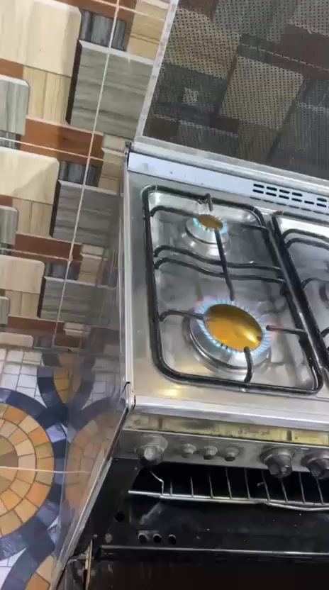 طباخ كريازي شغال نضيف 200استيل 200باب لأول ***********
