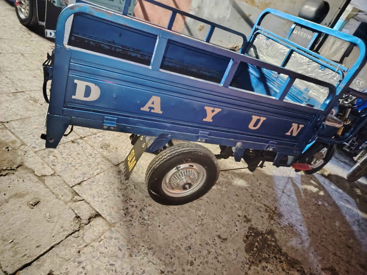 سلام عليكم ستوته للبيع موديل 22 رقم نكليزي مكفول كفاله عامه مكينه 25 ستوته مال جناي مكاني كوت شارع نفط رقم الهاتف، ***********
